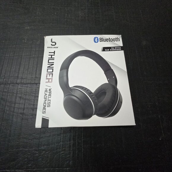 BASS JAXX- Bluetooth Thunder Wireless Headphones with DJ Style Ear Cushions. - Picture 2 of 7